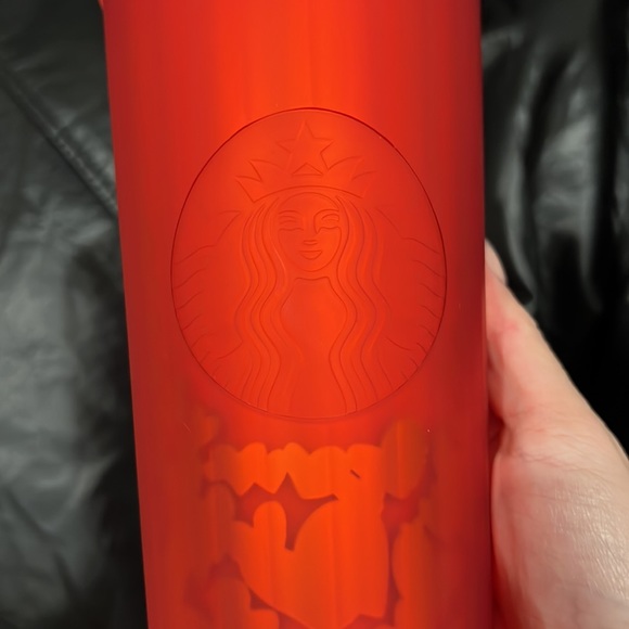 STARBUCKS RED HEART DOME - Picture 4 of 4